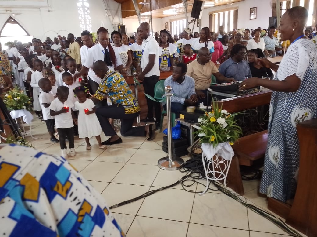 JUBILÉ D’OR SACERDOTAL DU RÉVÉREND PÈRE PIERRE ABLÉ DAGO